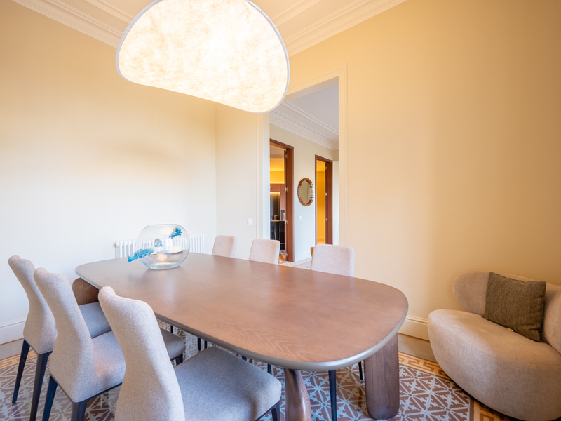 Incre├¡ble piso modernista reformado a estrenar en finca esquinera del Eixample — foto 8